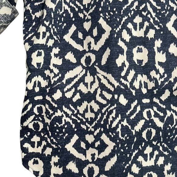 Lauren Ralph Lauren Womens Top Large Blue White Motif Tribal Geometric Button - Picture 2 of 6
